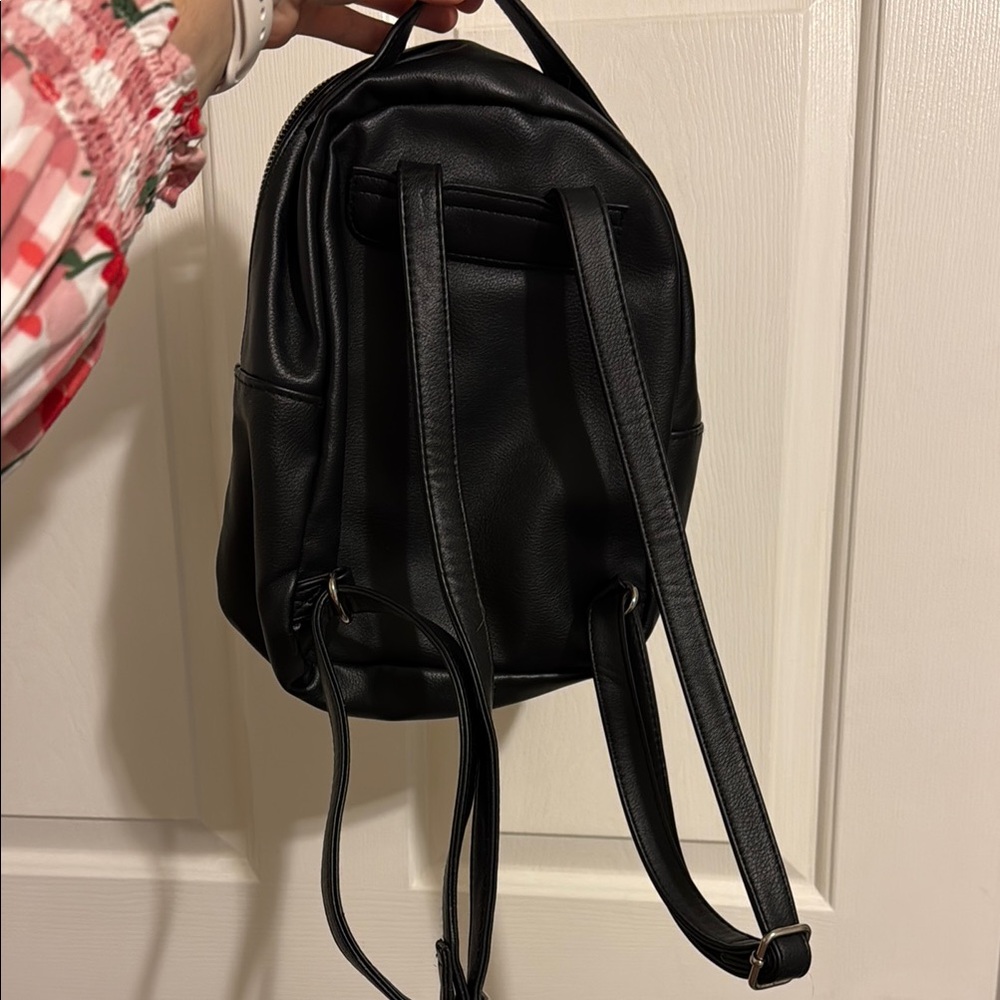 Black Leather Backpack - Picture 2 of 4